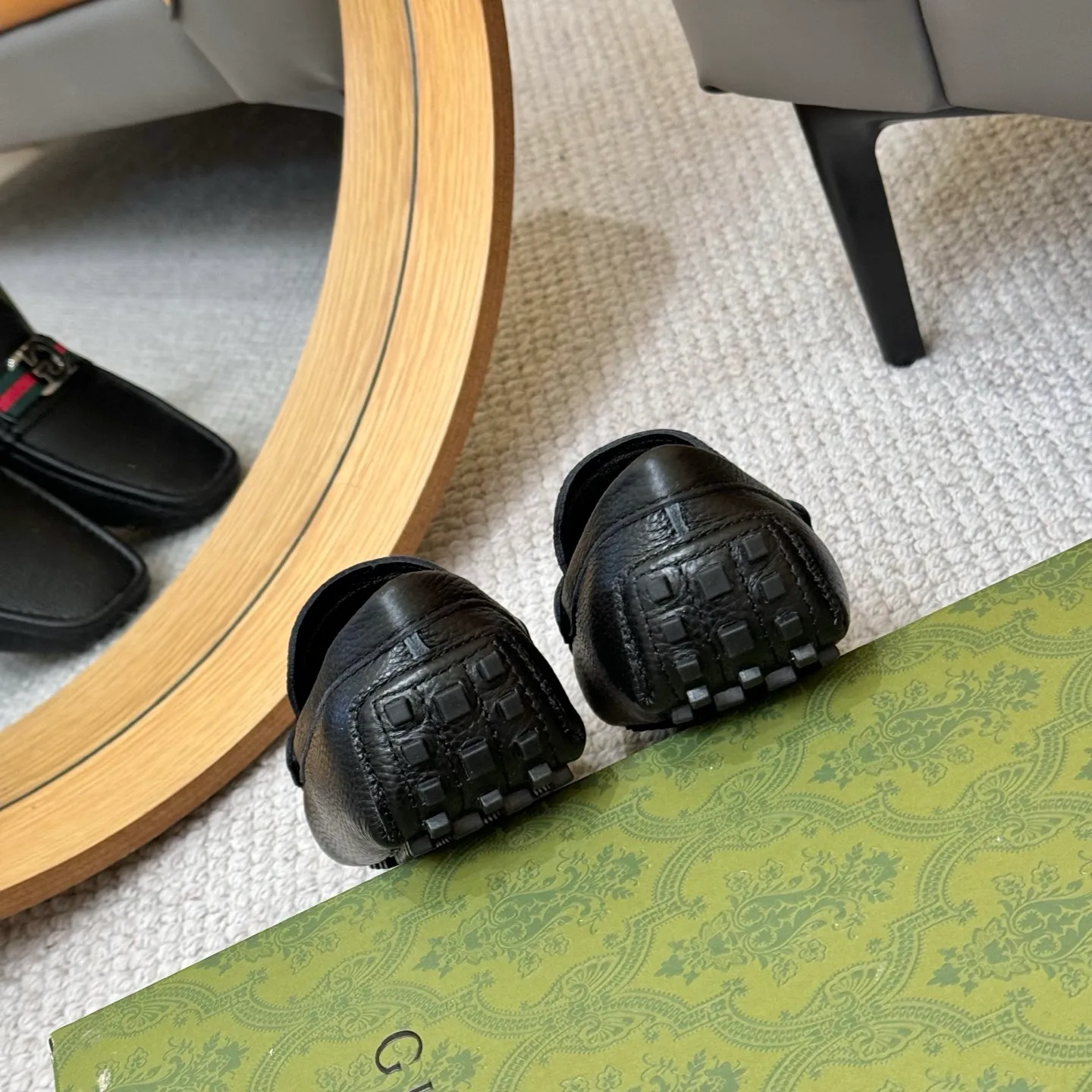 Men's shoes 💰420 (Yangli) Gucci* - the top version of Gucci classic beanie shoes! It is made of imported original cowhide and has a comfortable first layer of sheepskin lining! Original wear-resistant rubber outsole! High quality products! Size 38-46, with shoe dial, cloth bag, card